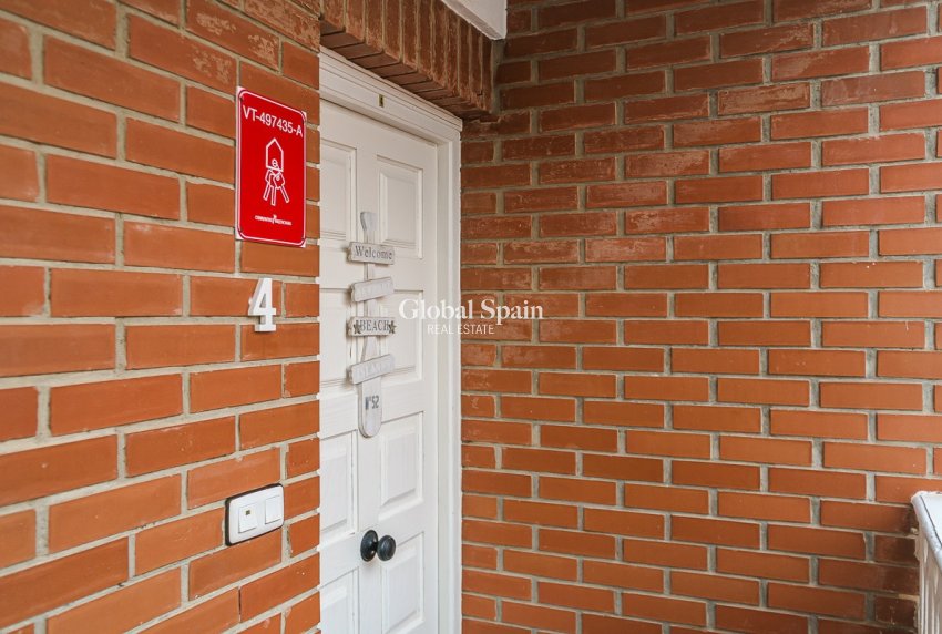 Wiederverkauf - WOHNUNG -
TORREVIEJA - Punta Prima