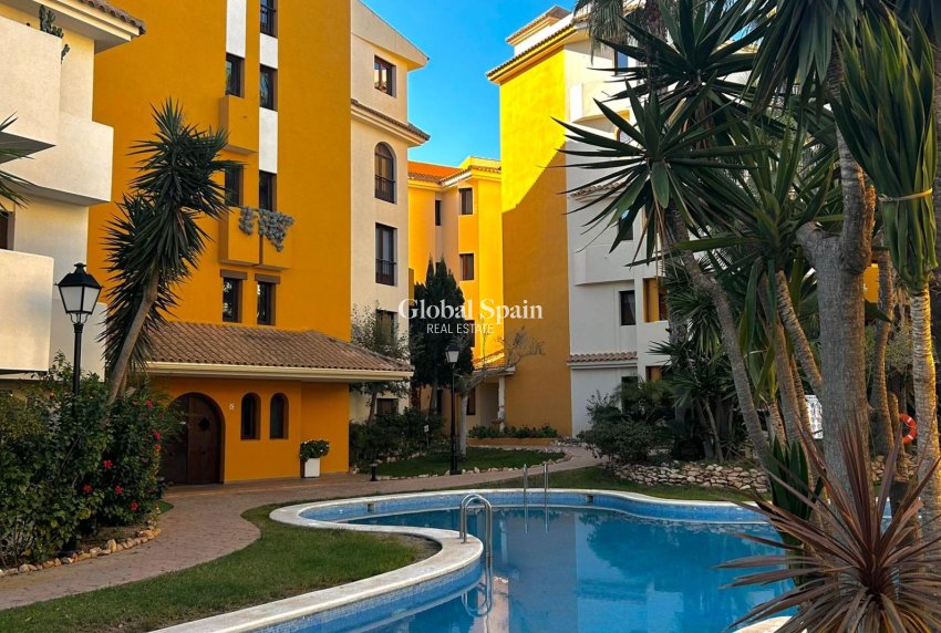 Wiederverkauf - WOHNUNG -
TORREVIEJA - Punta Prima