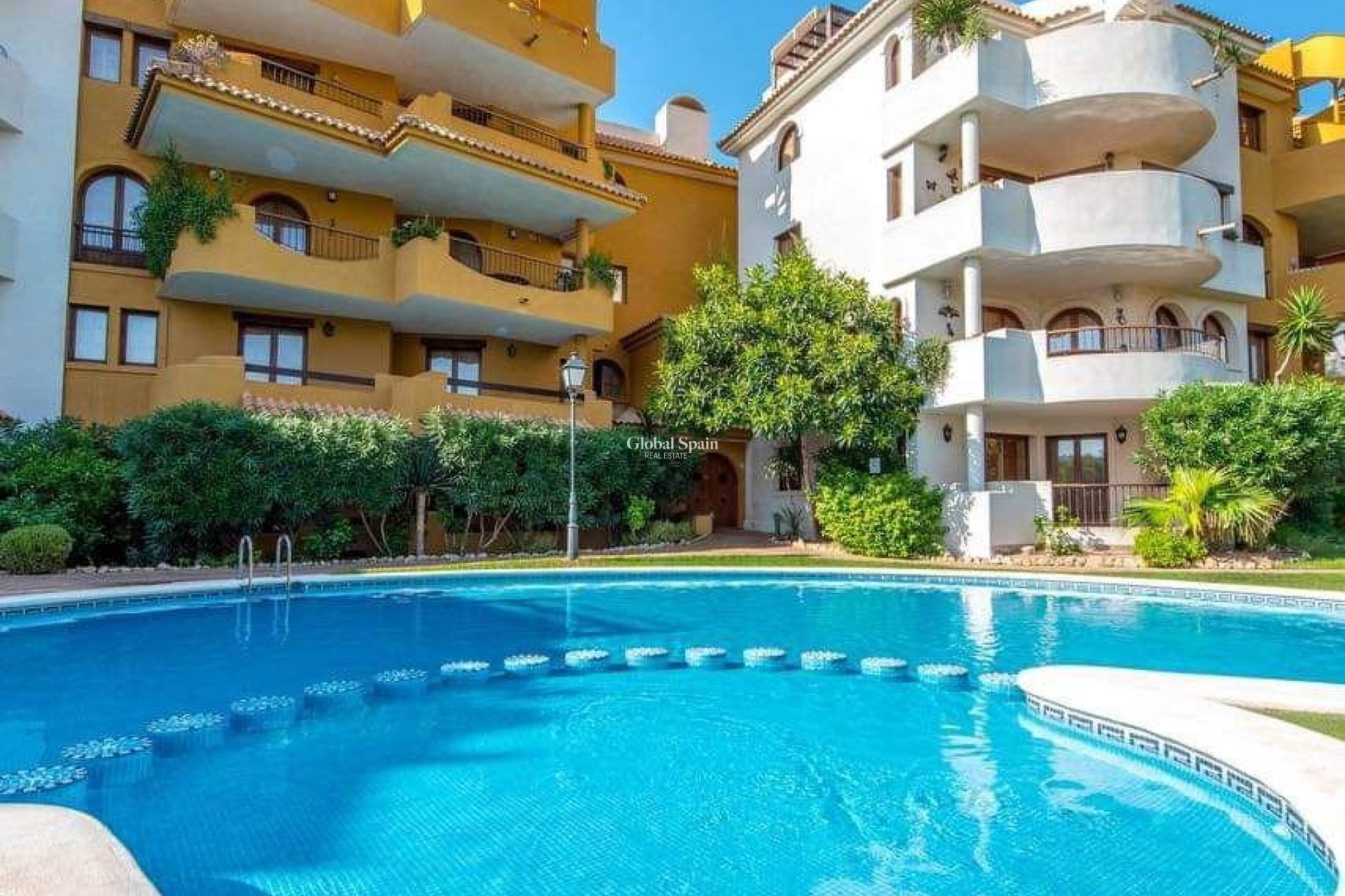 Wiederverkauf - WOHNUNG -
TORREVIEJA - Punta Prima