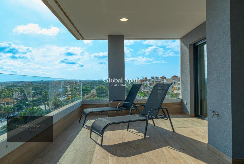 Wiederverkauf - WOHNUNG -
TORREVIEJA - Punta Prima