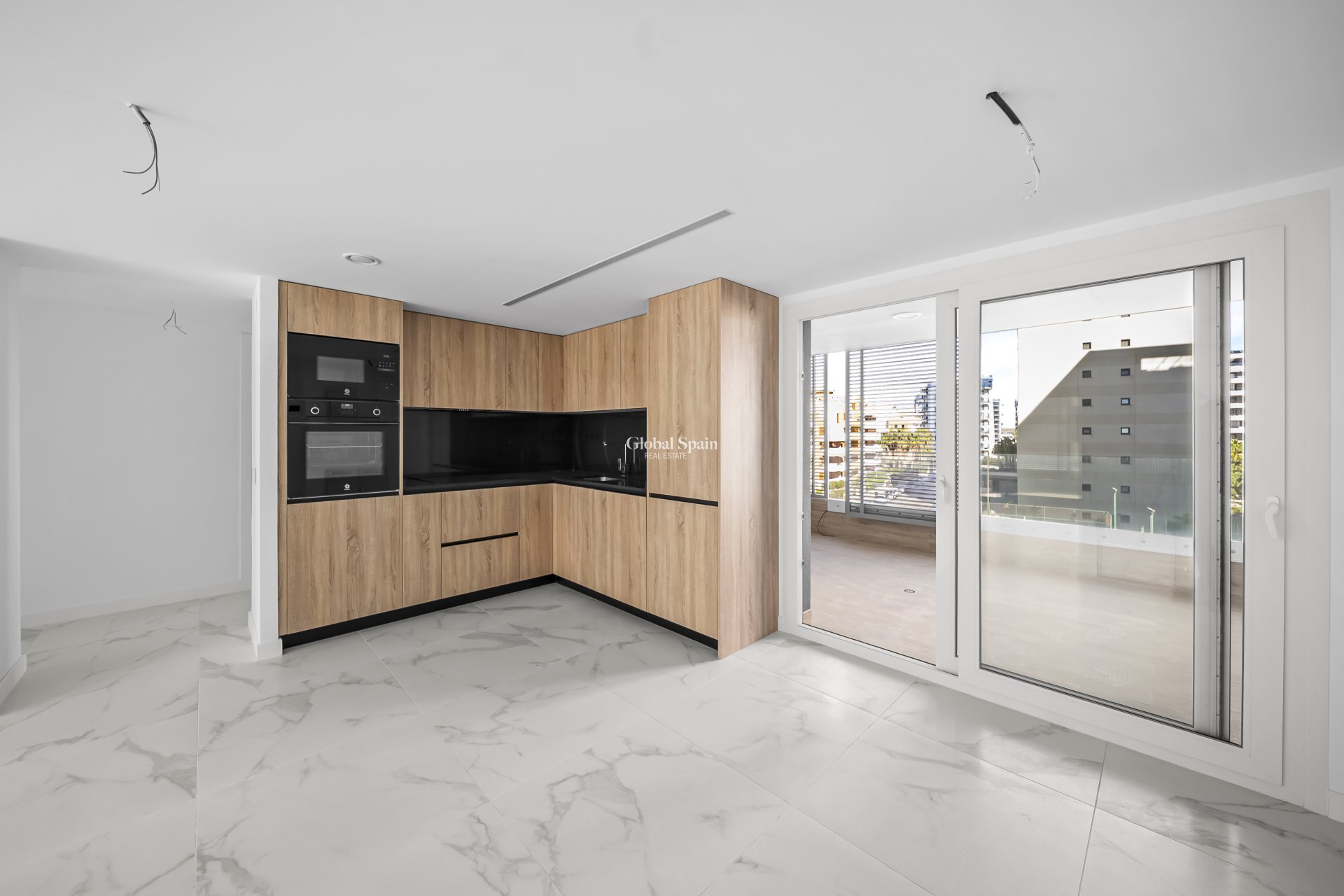 Wiederverkauf - WOHNUNG -
TORREVIEJA - Punta prima