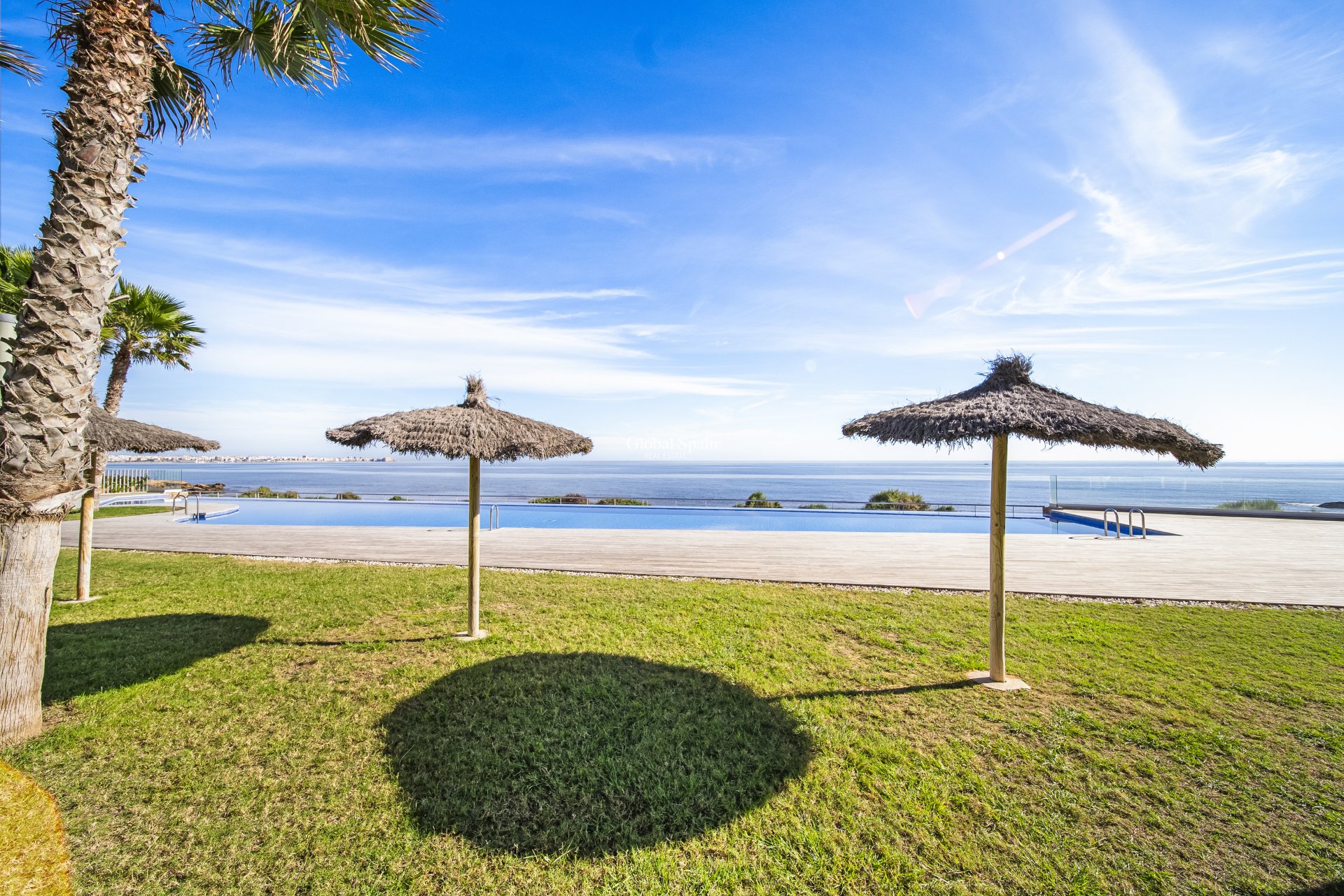 Wiederverkauf - WOHNUNG -
TORREVIEJA - Punta prima