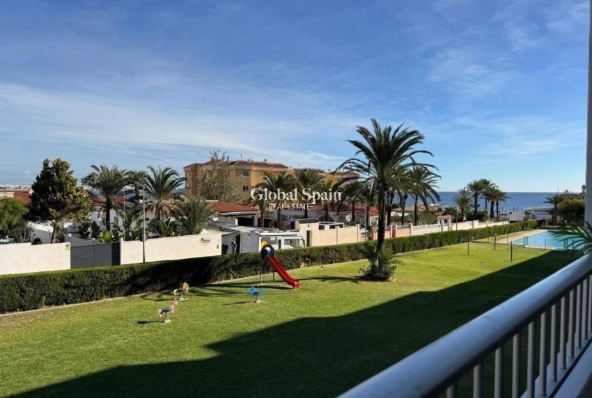 Wiederverkauf - WOHNUNG -
TORREVIEJA - Punta Prima