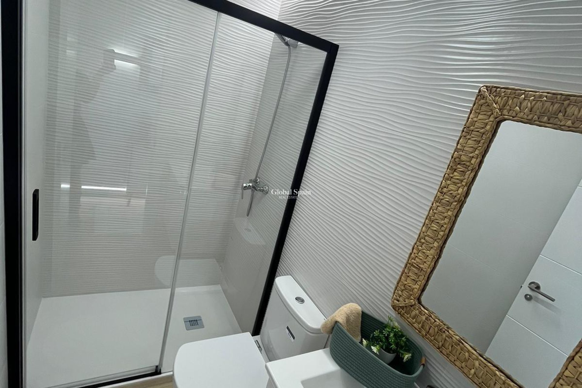 Wiederverkauf - WOHNUNG -
TORREVIEJA - Punta Prima