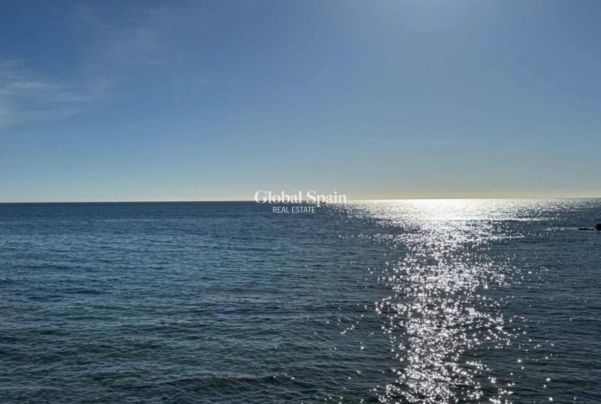 Wiederverkauf - WOHNUNG -
TORREVIEJA - Punta Prima