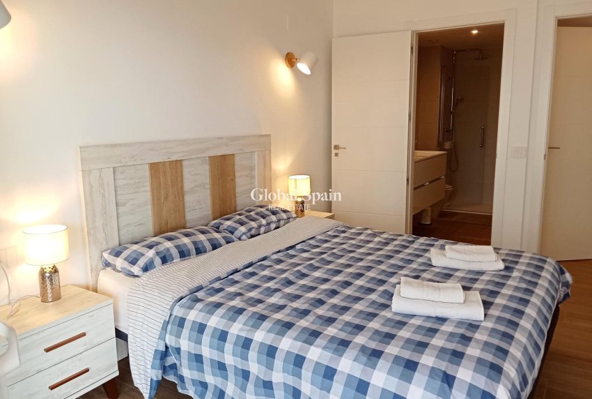 Wiederverkauf - WOHNUNG -
TORREVIEJA - Punta Prima