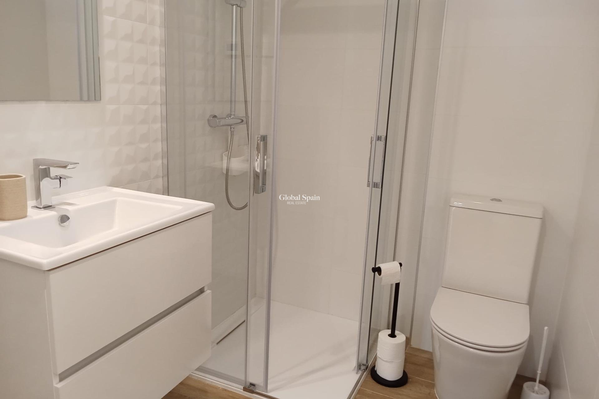 Wiederverkauf - WOHNUNG -
TORREVIEJA - Punta Prima