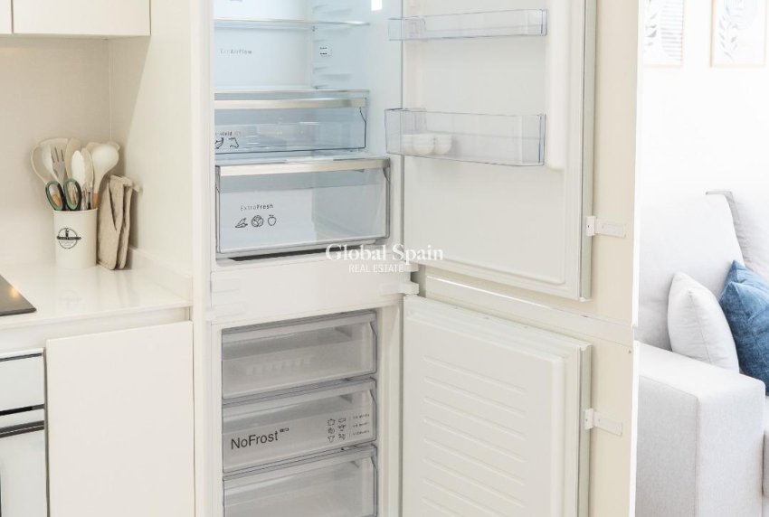 Wiederverkauf - WOHNUNG -
TORREVIEJA - Punta Prima