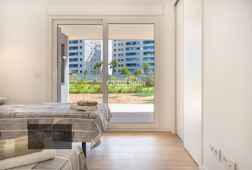 Wiederverkauf - WOHNUNG -
TORREVIEJA - Punta Prima