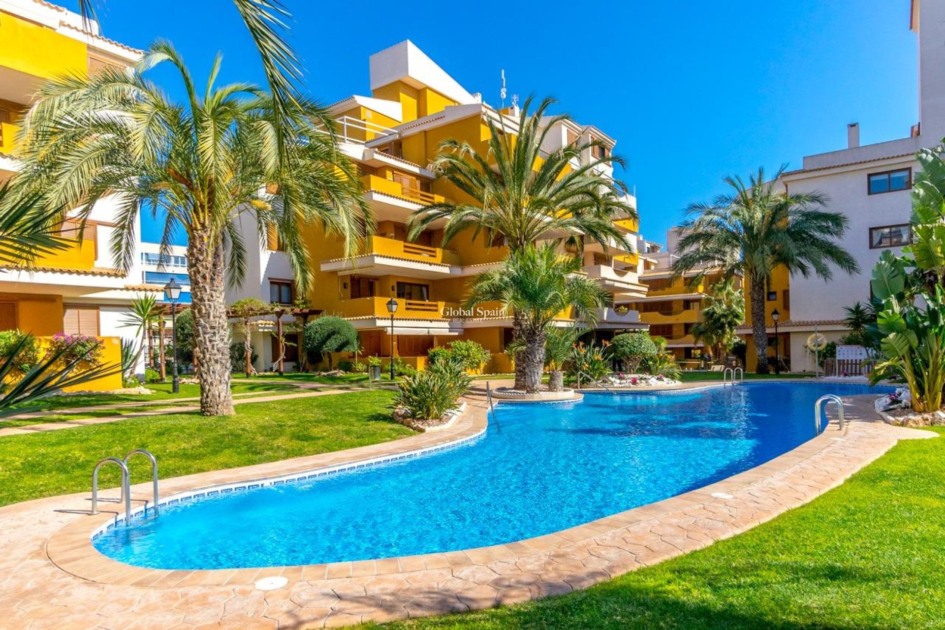 Wiederverkauf - WOHNUNG -
TORREVIEJA - Punta Prima
