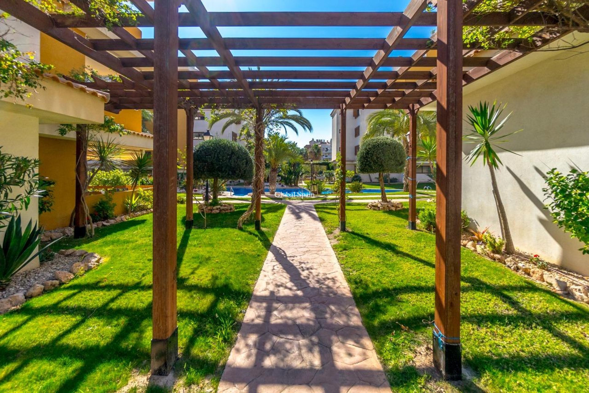 Wiederverkauf - WOHNUNG -
TORREVIEJA - Punta Prima