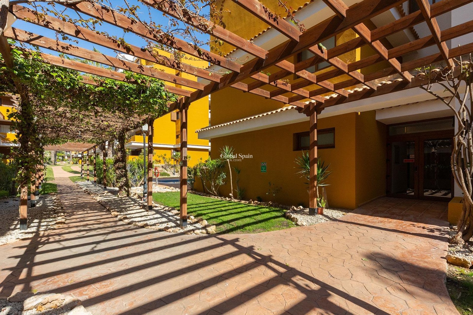 Wiederverkauf - WOHNUNG -
TORREVIEJA - Punta Prima