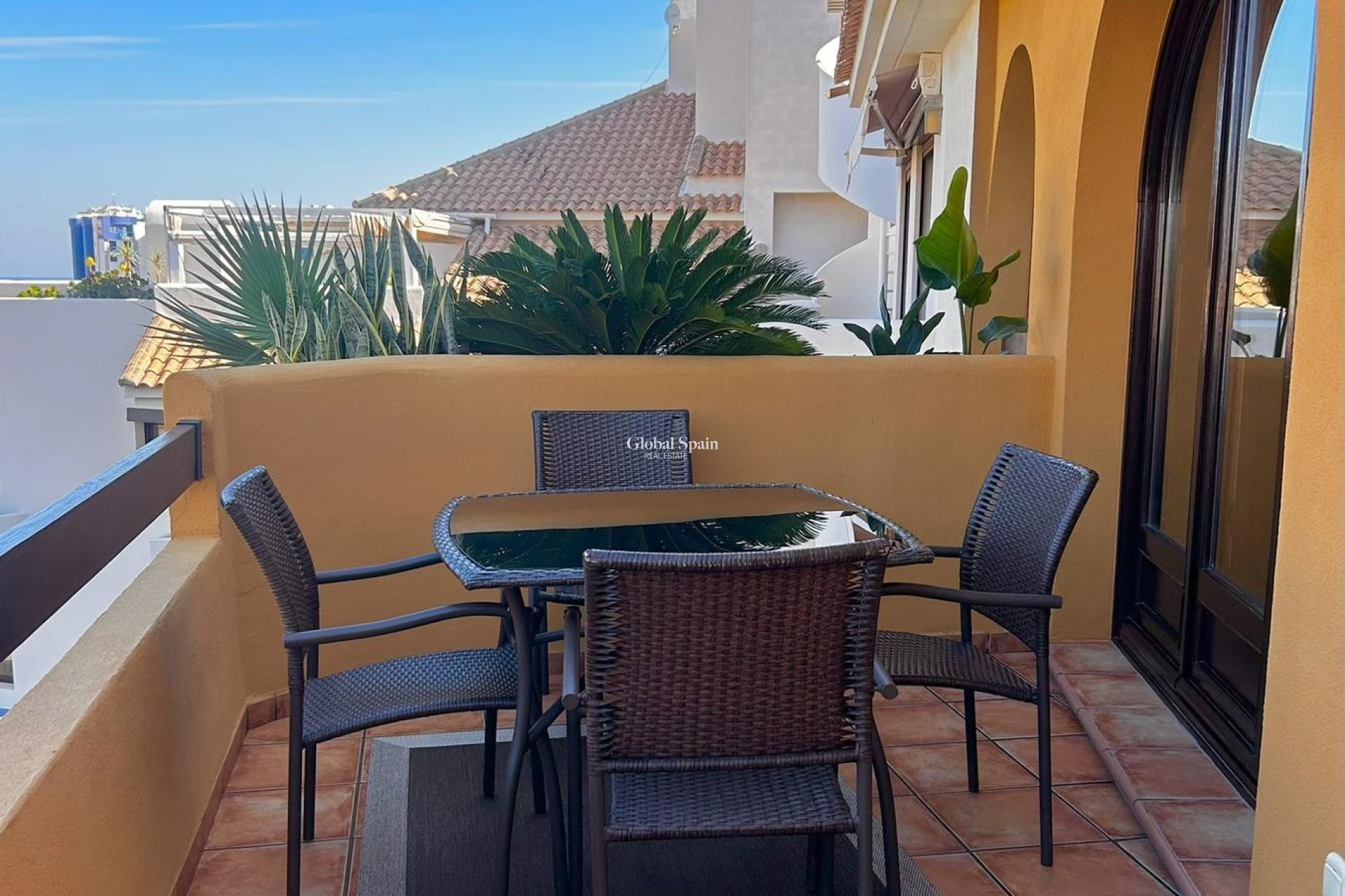 Wiederverkauf - WOHNUNG -
TORREVIEJA - Punta Prima