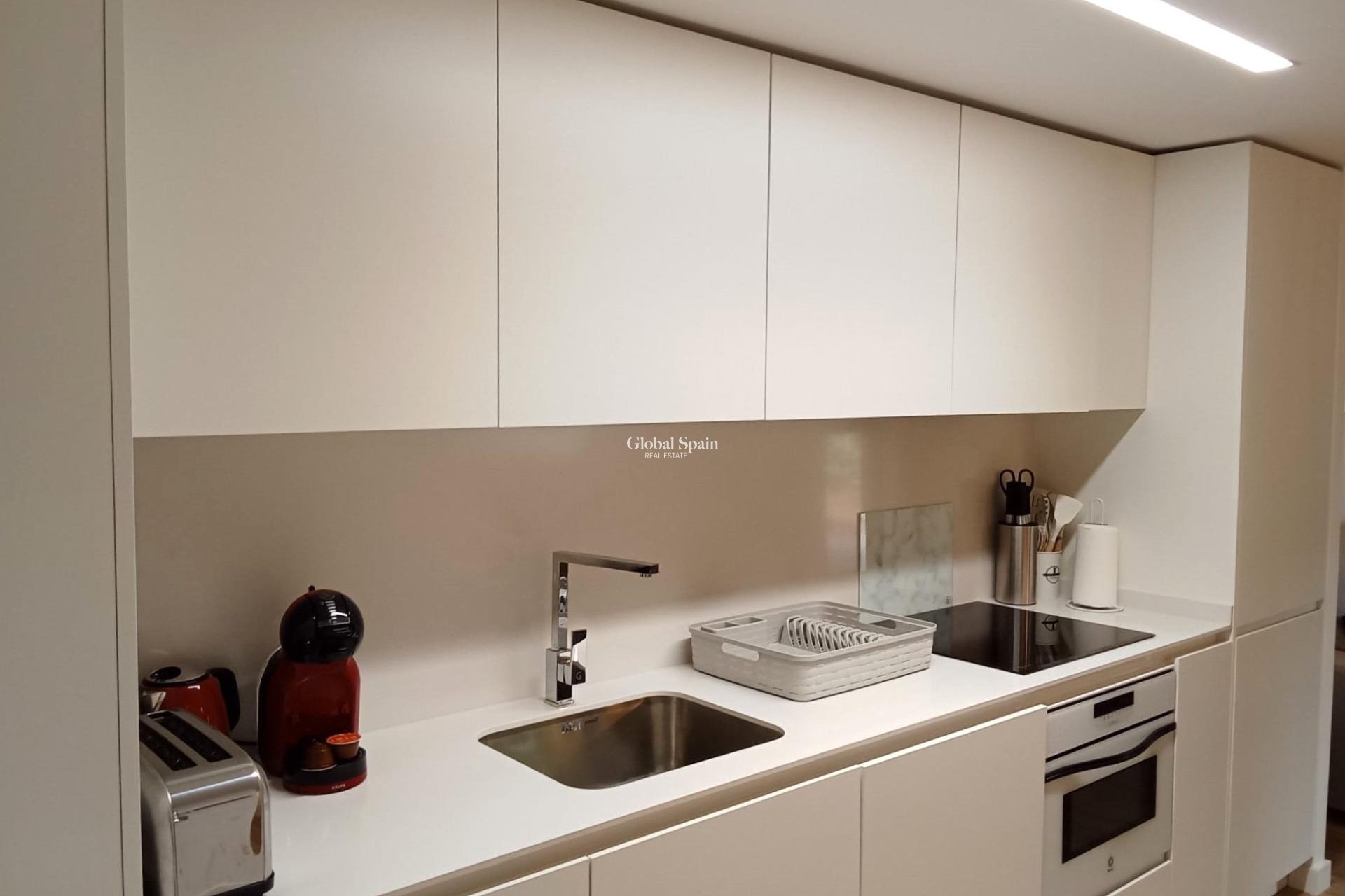 Wiederverkauf - WOHNUNG -
TORREVIEJA - Punta Prima