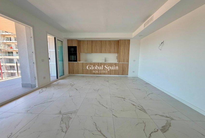 Wiederverkauf - WOHNUNG -
TORREVIEJA - Punta Prima