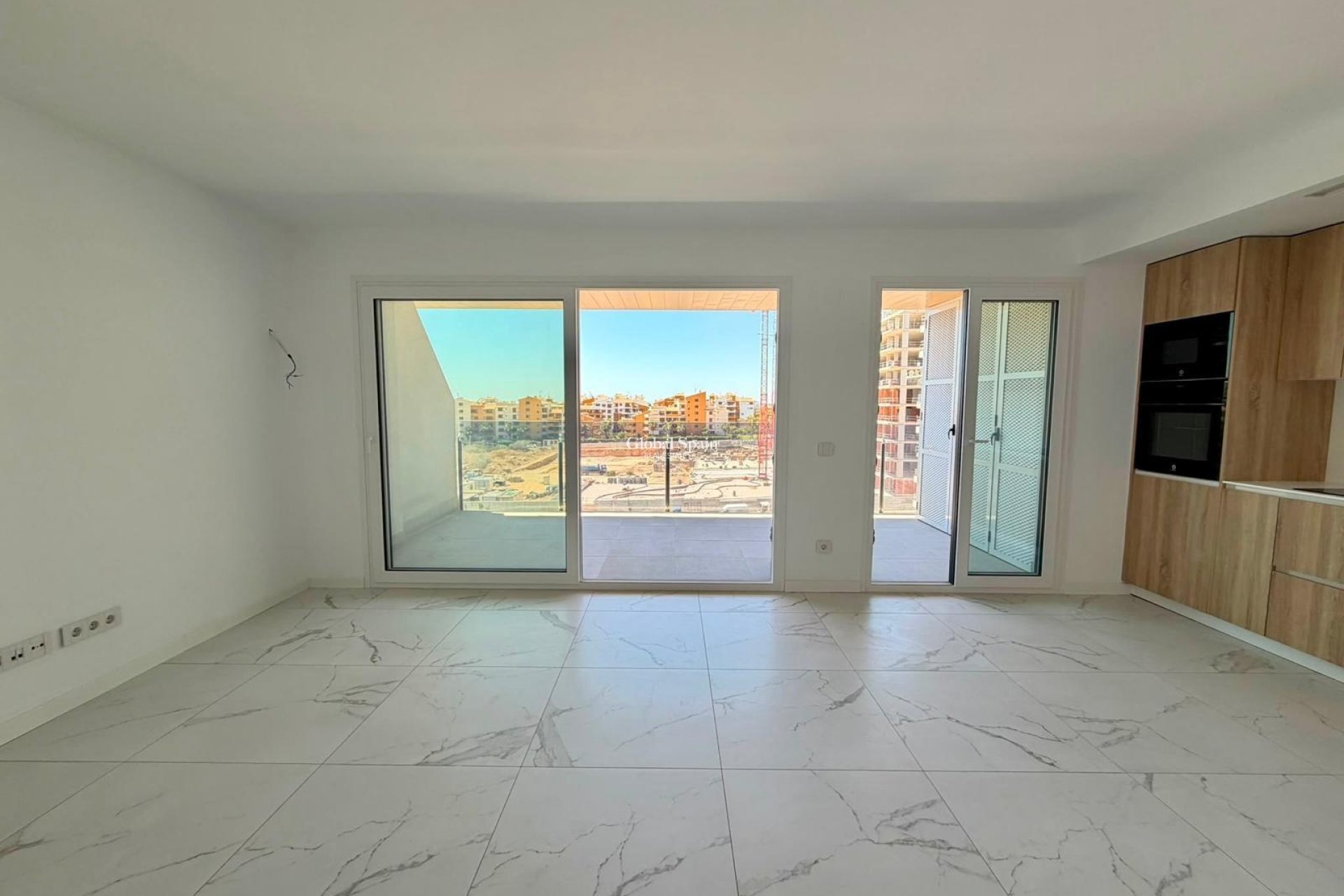 Wiederverkauf - WOHNUNG -
TORREVIEJA - Punta Prima