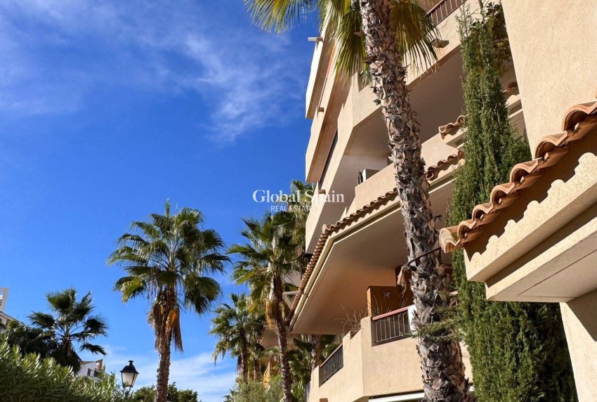 Wiederverkauf - WOHNUNG -
TORREVIEJA - Punta Prima