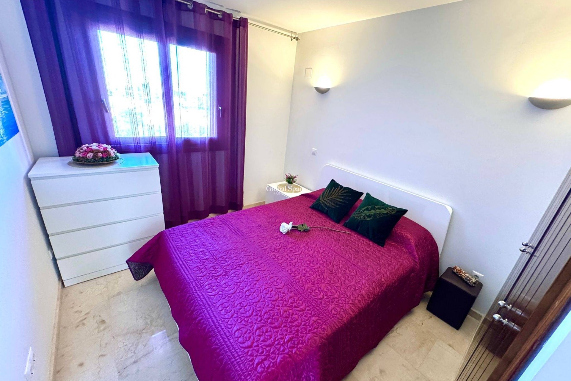 Wiederverkauf - WOHNUNG -
TORREVIEJA - Punta Prima