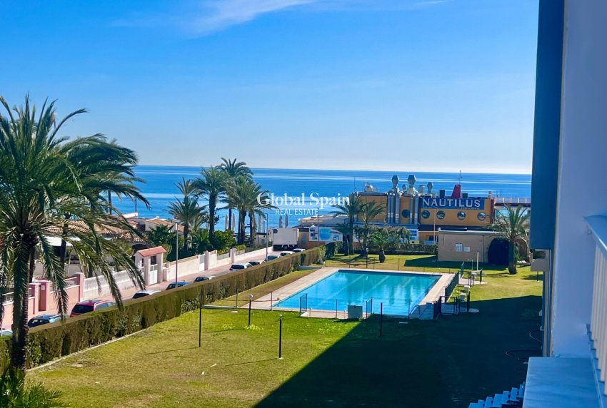 Wiederverkauf - WOHNUNG -
TORREVIEJA - Punta prima