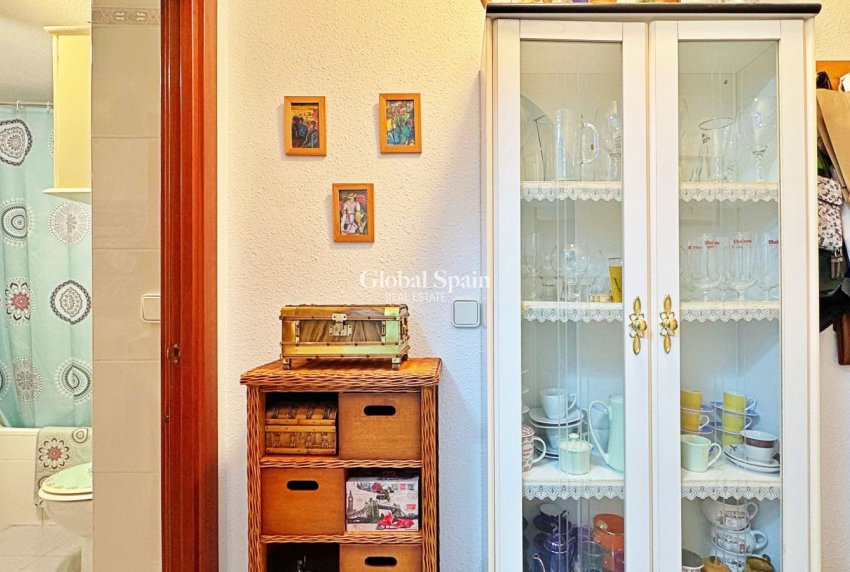 Wiederverkauf - Wohnung -
TORREVIEJA - Rocio del Mar