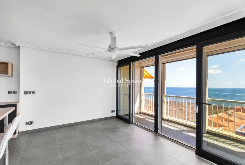 Wiederverkauf - WOHNUNG -
TORREVIEJA - Rocio del Mar
