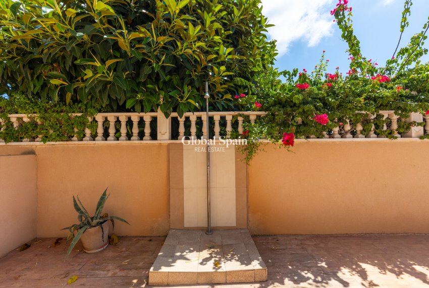 Wiederverkauf - WOHNUNG -
TORREVIEJA - Rocio del Mar