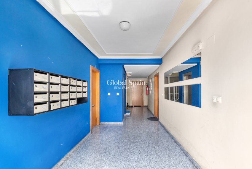 Wiederverkauf - WOHNUNG -
TORREVIEJA - Rocio del Mar