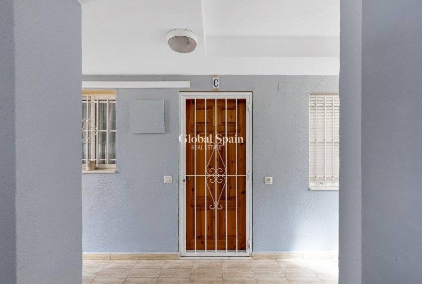 Wiederverkauf - Wohnung -
TORREVIEJA - San luis