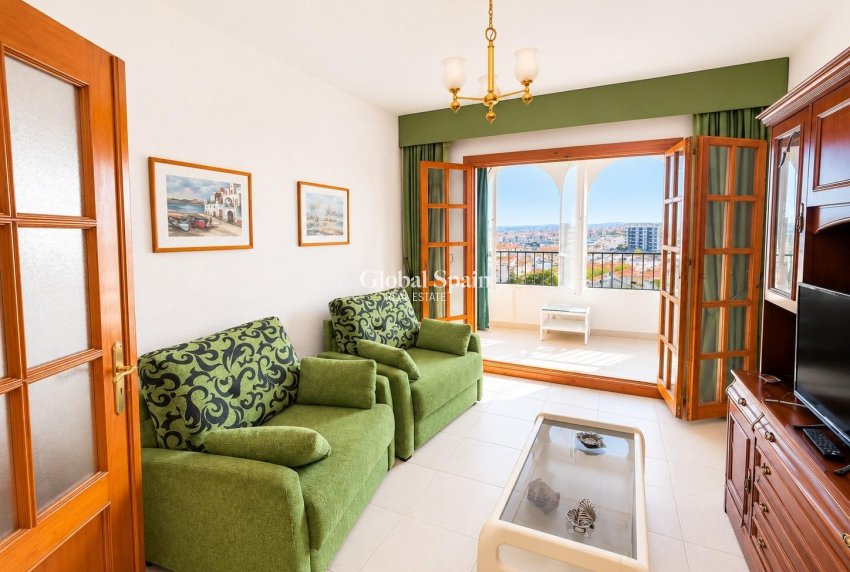Wiederverkauf - WOHNUNG -
TORREVIEJA - Torre del moro