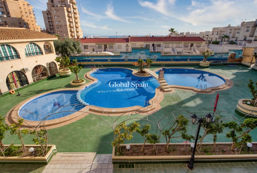 Wiederverkauf - WOHNUNG -
TORREVIEJA - Torre del moro