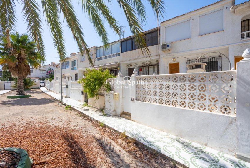Wiederverkauf - WOHNUNG -
TORREVIEJA - Torre del moro