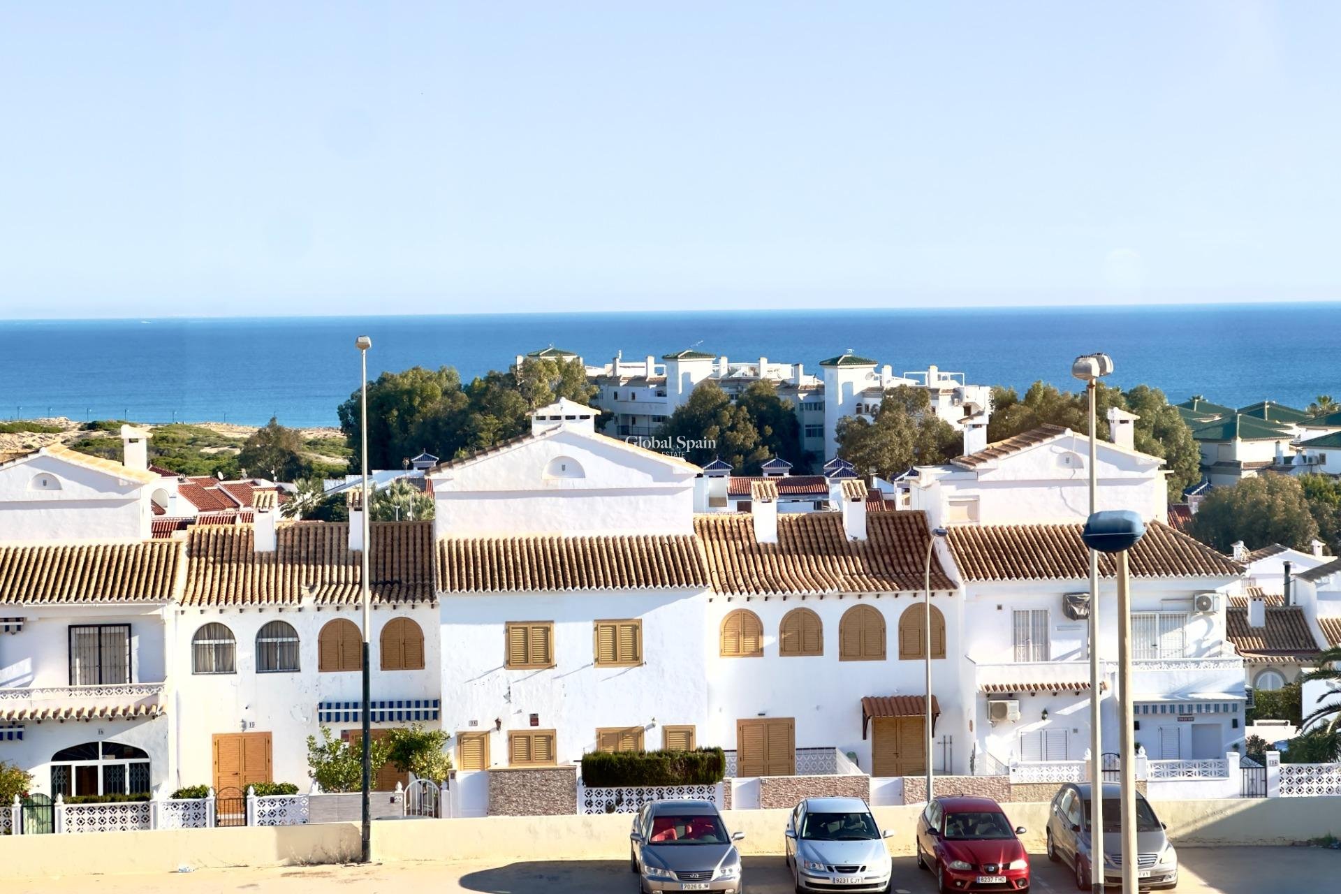 Wiederverkauf - WOHNUNG -
TORREVIEJA - Torreblanca