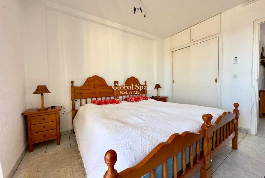 Wiederverkauf - WOHNUNG -
TORREVIEJA - Torreblanca