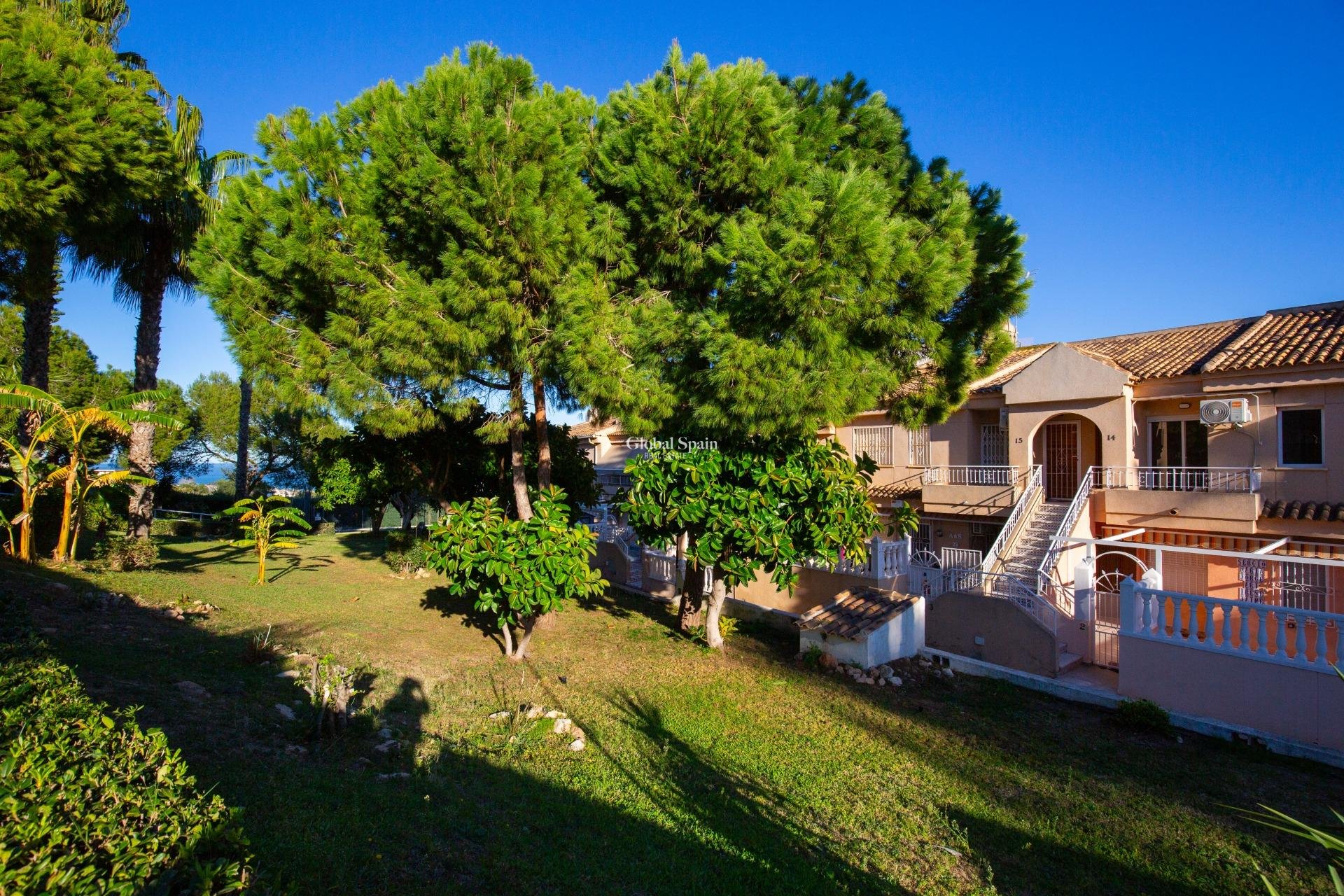 Wiederverkauf - WOHNUNG -
TORREVIEJA - Torreblanca