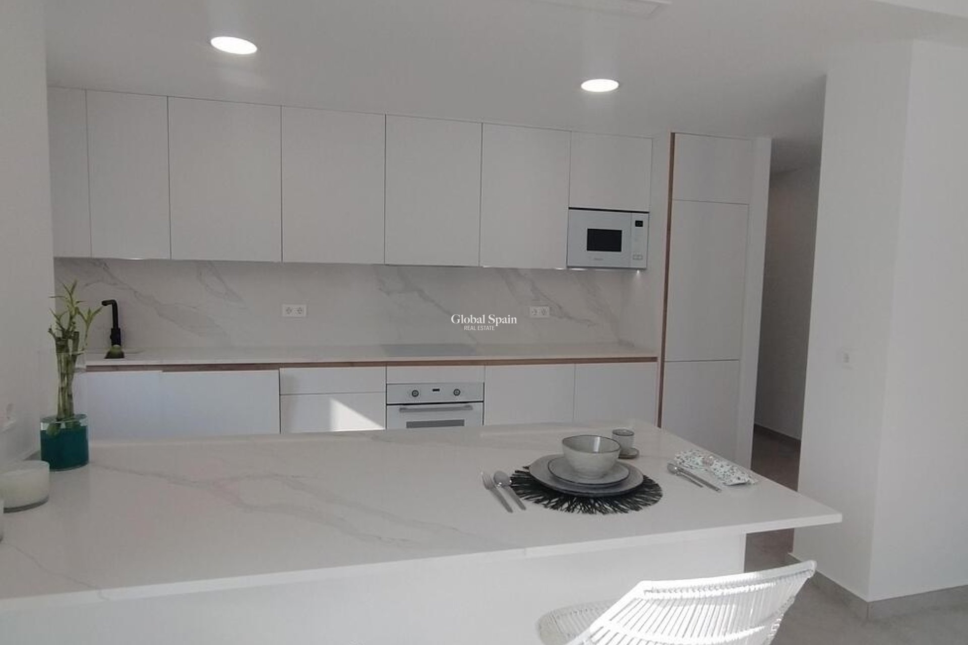 Wiederverkauf - WOHNUNG -
TORREVIEJA - Torreblanca