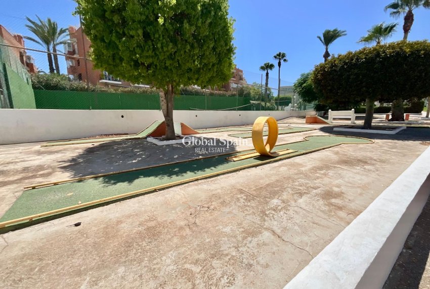 Wiederverkauf - WOHNUNG -
TORREVIEJA - Torreblanca