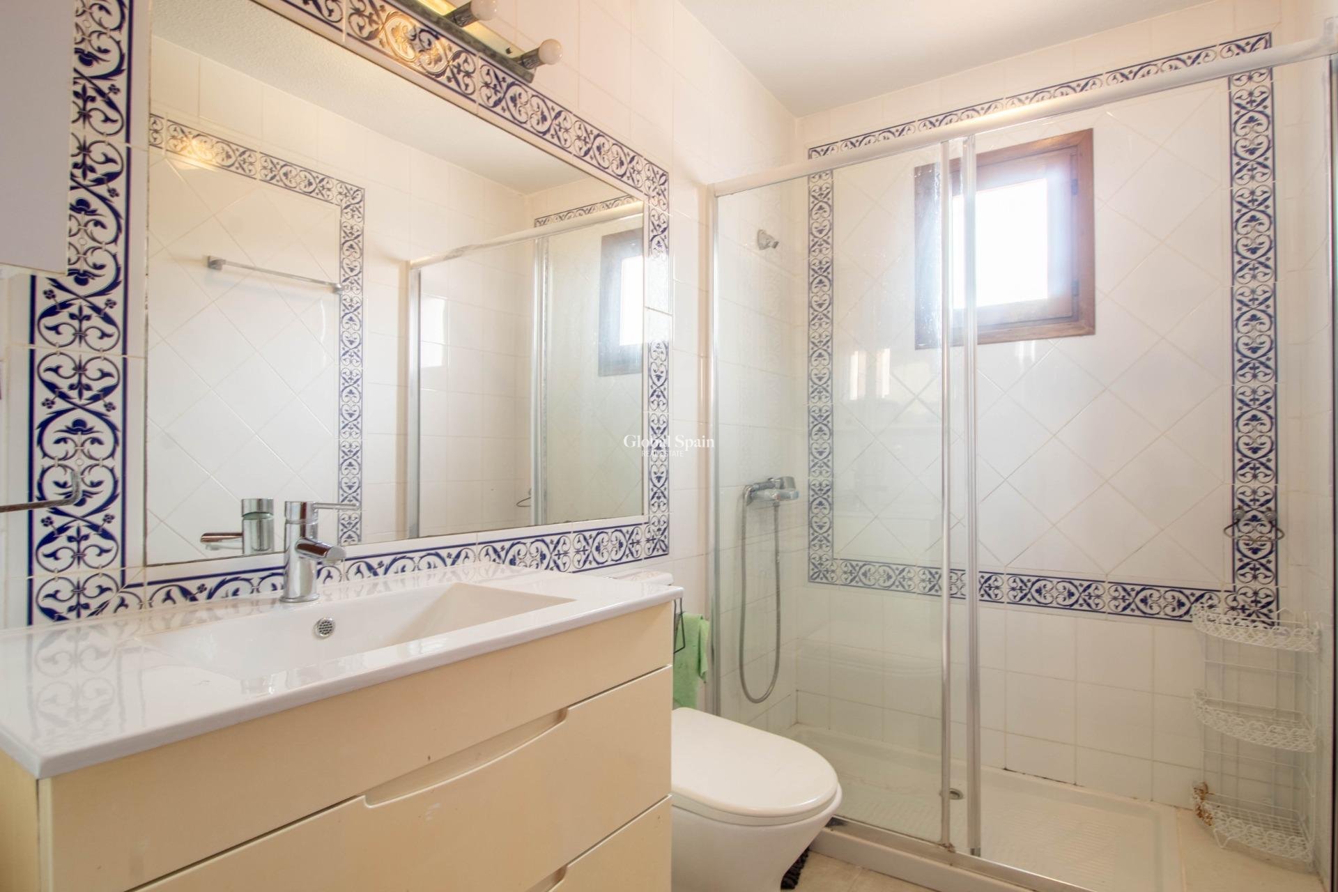 Wiederverkauf - WOHNUNG -
TORREVIEJA - Torreblanca