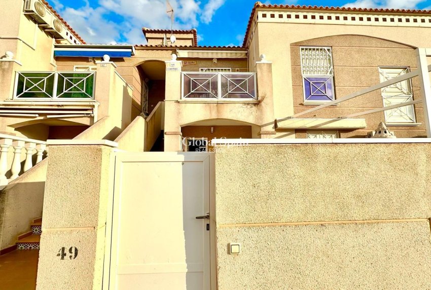 Wiederverkauf - WOHNUNG -
TORREVIEJA - Torreblanca