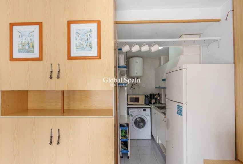 Wiederverkauf - WOHNUNG -
TORREVIEJA - Torreblanca