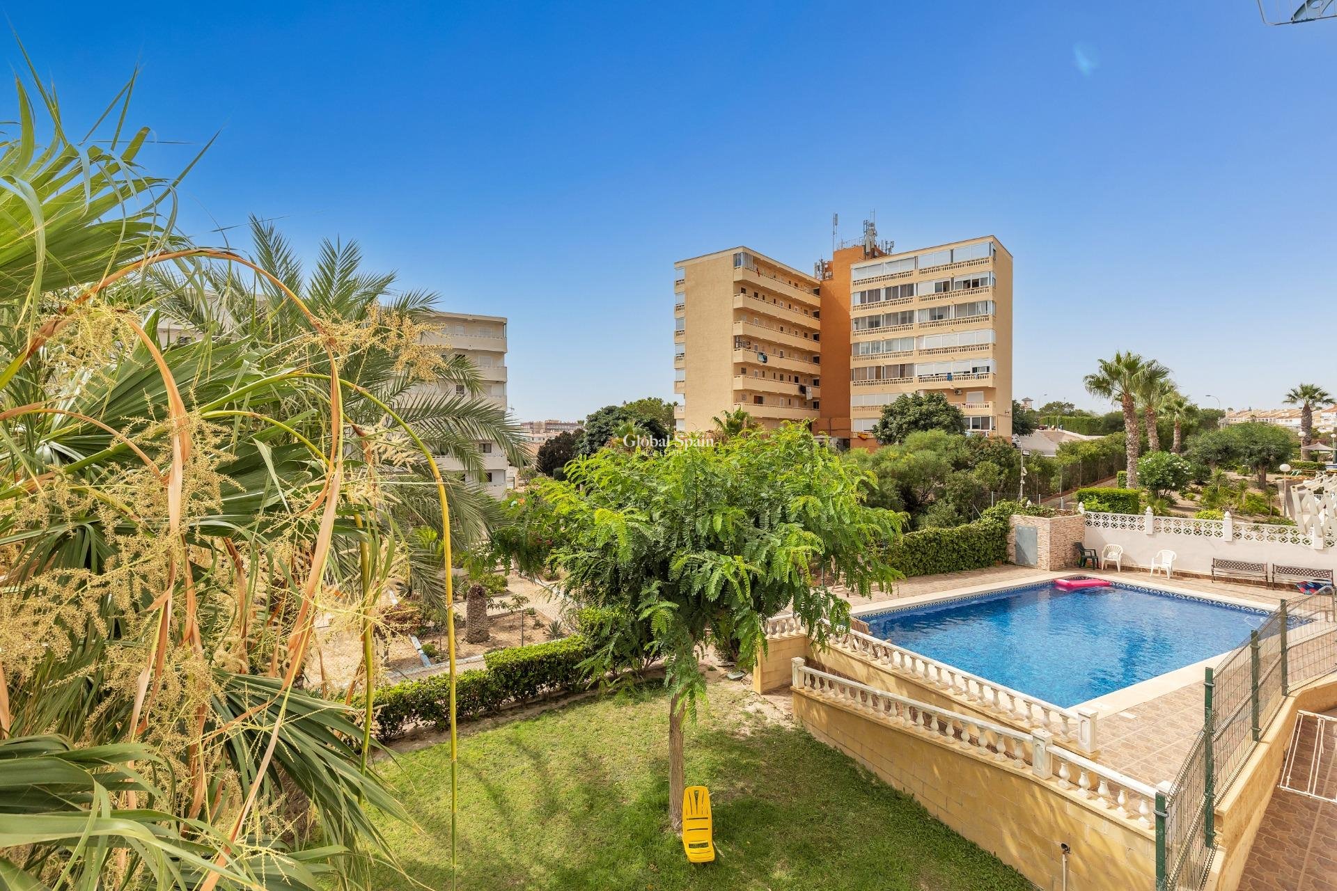 Wiederverkauf - WOHNUNG -
TORREVIEJA - Torreblanca