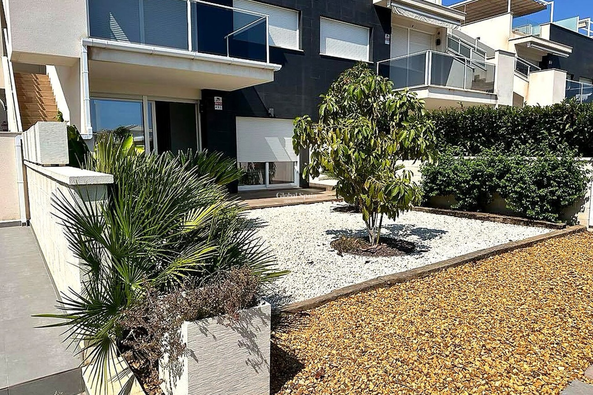 Wiederverkauf - WOHNUNG -
TORREVIEJA - Torreta Florida