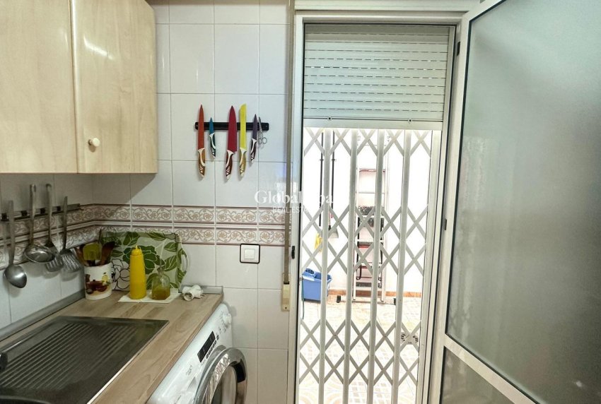 Wiederverkauf - WOHNUNG -
TORREVIEJA - Torretas