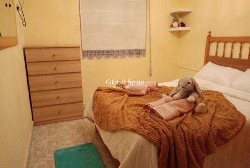 Wiederverkauf - WOHNUNG -
TORREVIEJA - Torretas