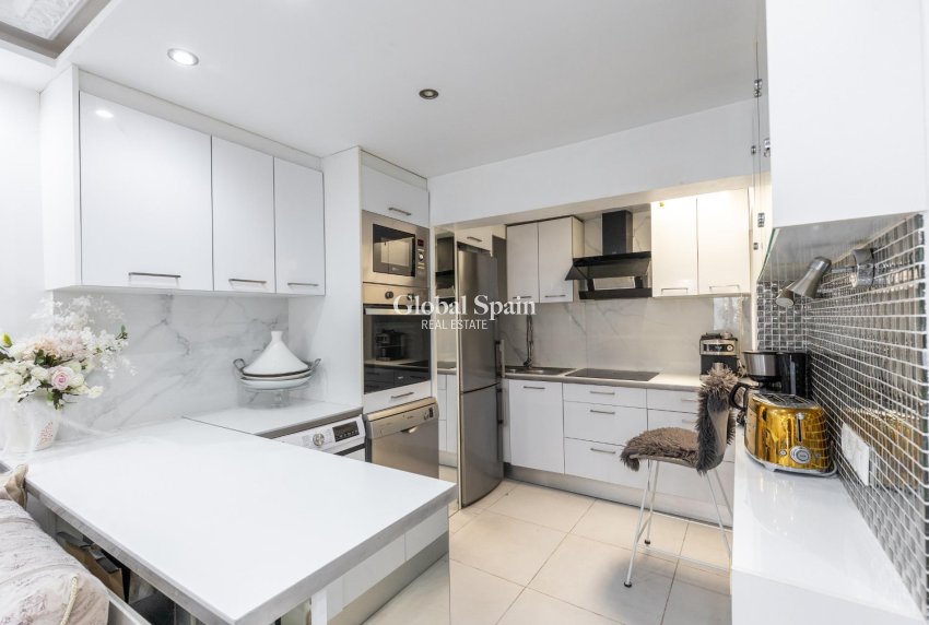 Wiederverkauf - WOHNUNG -
TORREVIEJA - Torretas