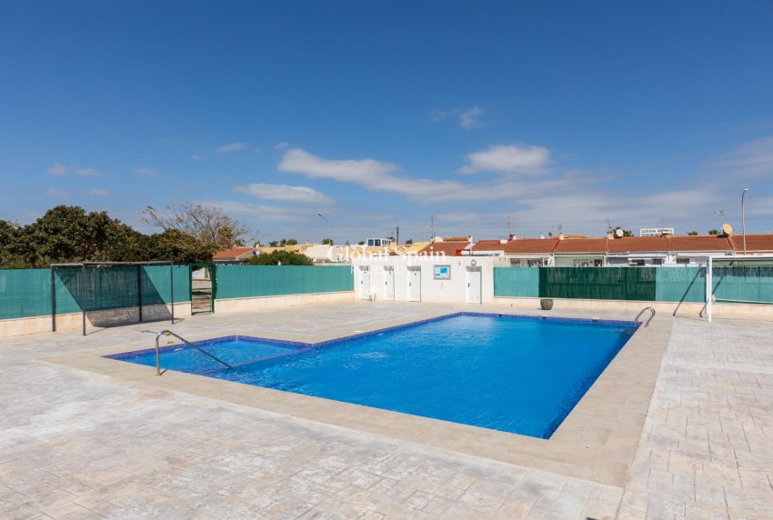 Wiederverkauf - WOHNUNG -
TORREVIEJA - Torretas