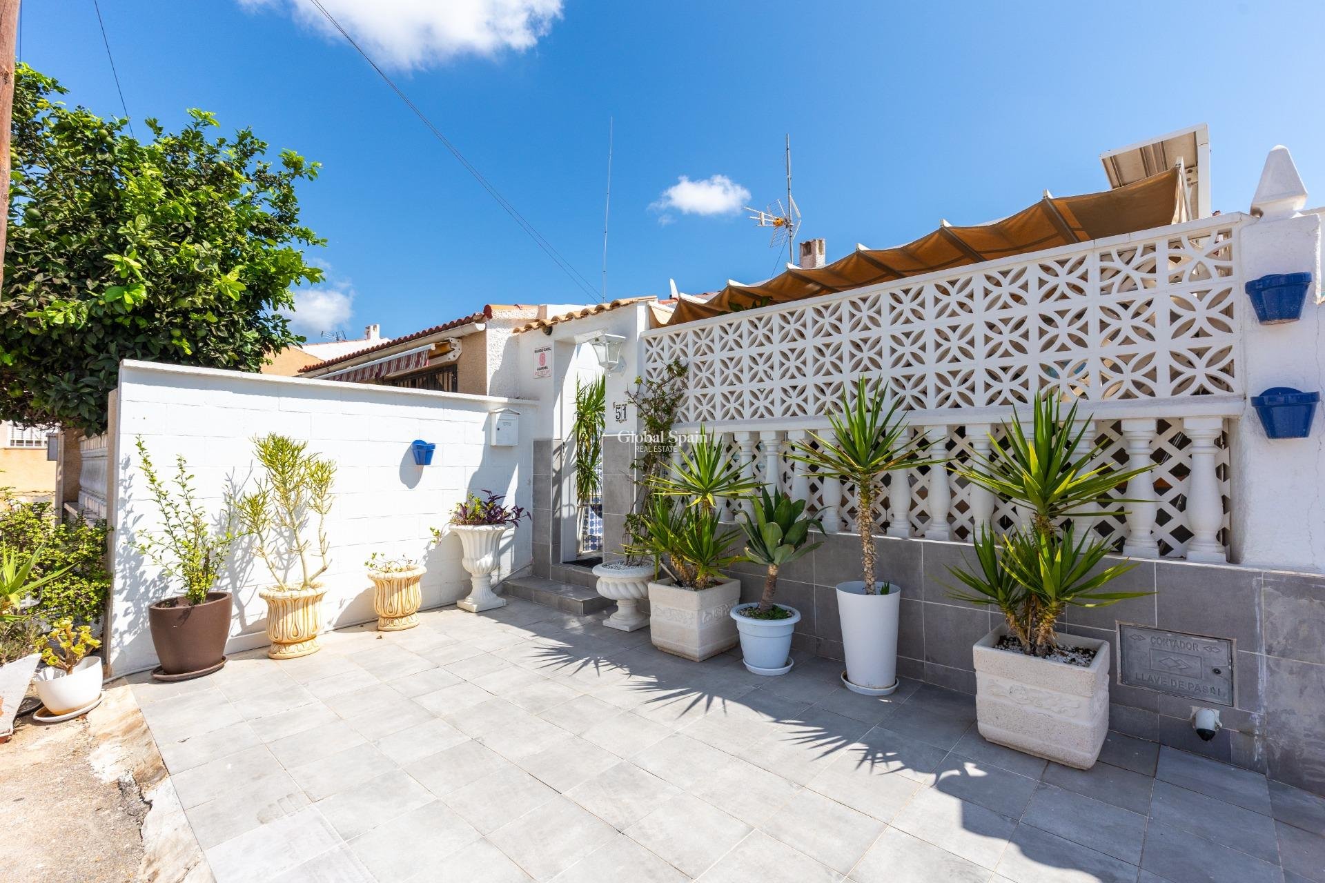 Wiederverkauf - WOHNUNG -
TORREVIEJA - Torretas