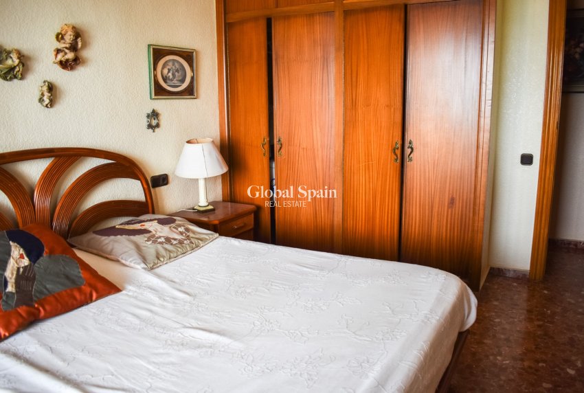 Wiederverkauf - WOHNUNG -
TORREVIEJA - Torrevieja Centro