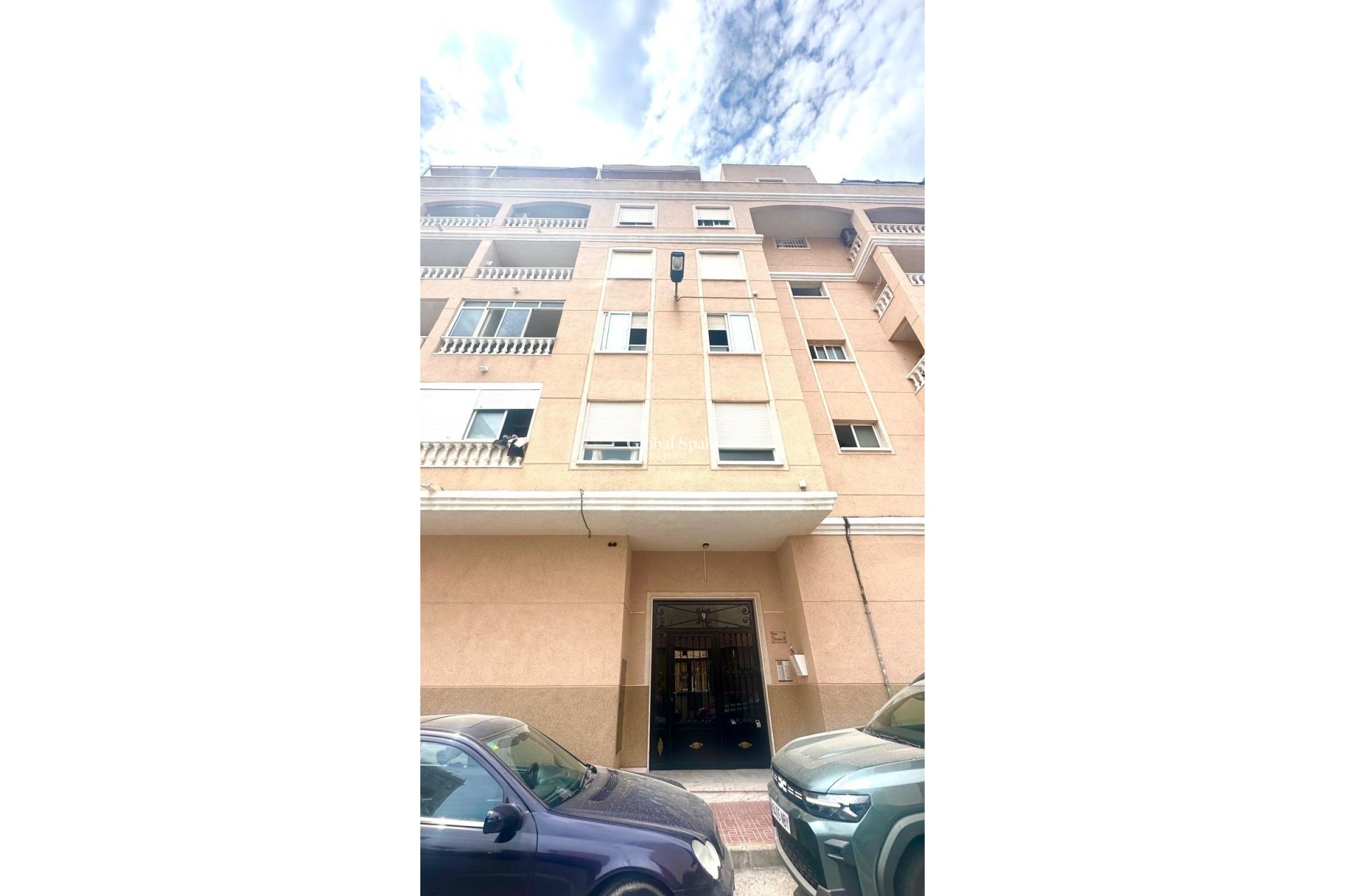 Wiederverkauf - WOHNUNG -
TORREVIEJA - Torrevieja