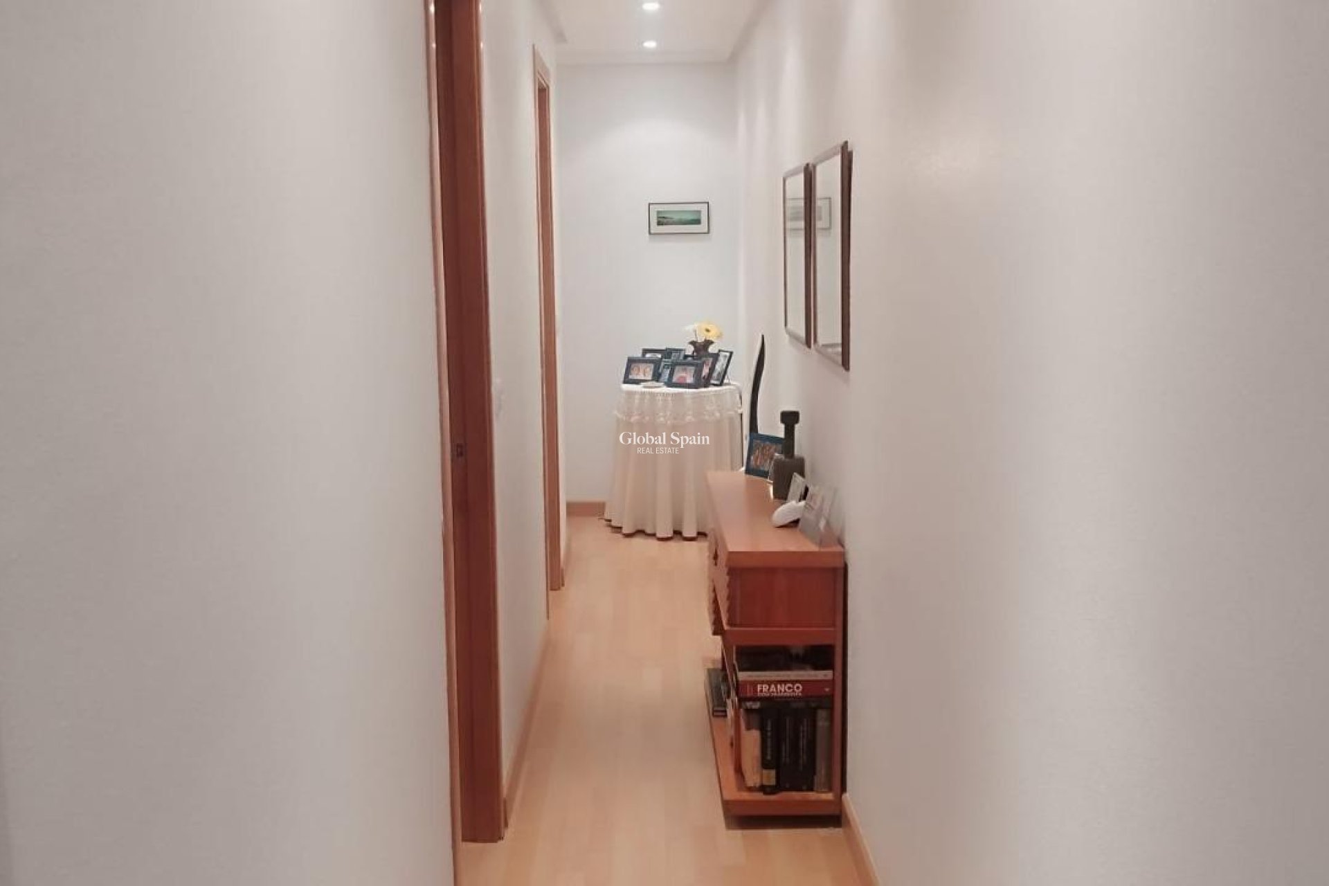 Wiederverkauf - WOHNUNG -
TORREVIEJA - Torrevieja