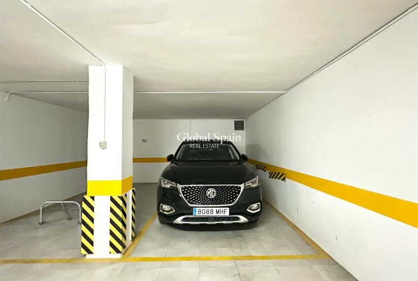 Wiederverkauf - WOHNUNG -
TORREVIEJA - Torrevieja